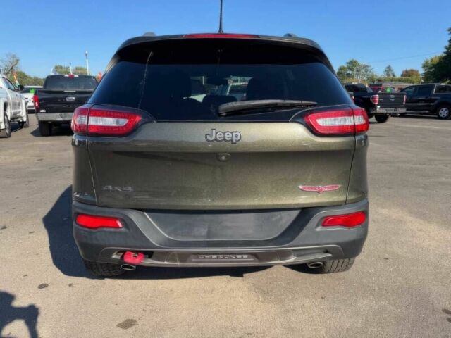Сірий Джип Cherokee, об'ємом двигуна 2.4 л та пробігом 75 тис. км за 3250 $, фото 6 на Automoto.ua