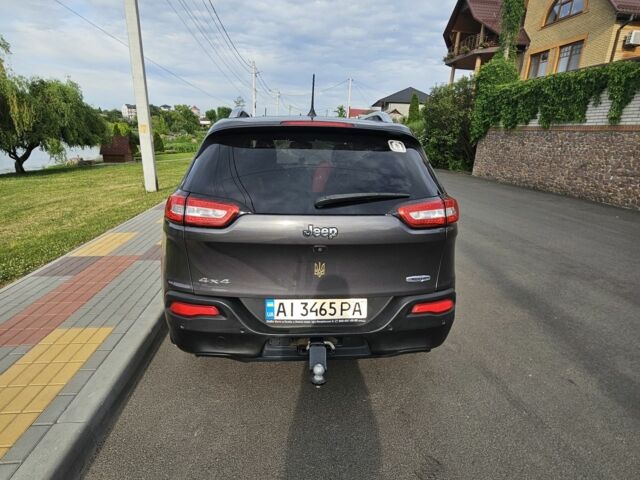 Серый Джип Чероки, объемом двигателя 3.2 л и пробегом 177 тыс. км за 11000 $, фото 3 на Automoto.ua