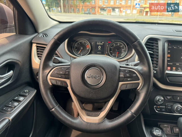 Сірий Джип Cherokee, об'ємом двигуна 2.36 л та пробігом 158 тис. км за 14200 $, фото 18 на Automoto.ua