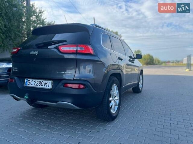 Серый Джип Чероки, объемом двигателя 2.36 л и пробегом 186 тыс. км за 15700 $, фото 3 на Automoto.ua