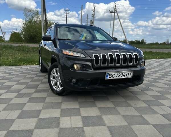 Сірий Джип Cherokee, об'ємом двигуна 2.36 л та пробігом 132 тис. км за 13500 $, фото 18 на Automoto.ua