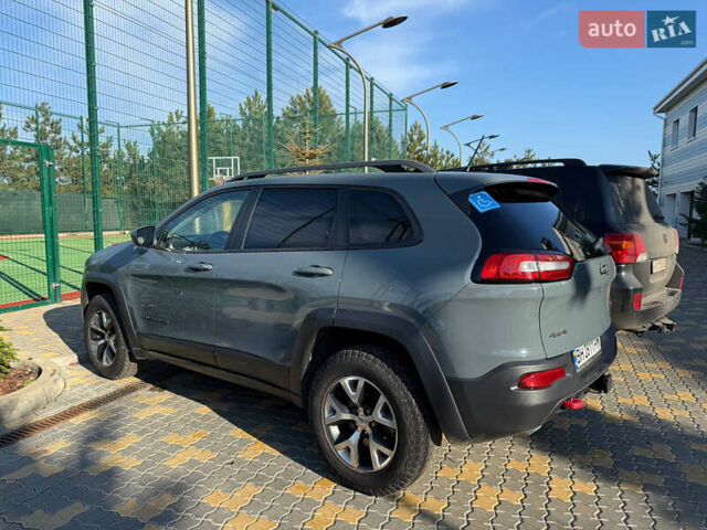 Сірий Джип Cherokee, об'ємом двигуна 3.24 л та пробігом 190 тис. км за 18000 $, фото 8 на Automoto.ua