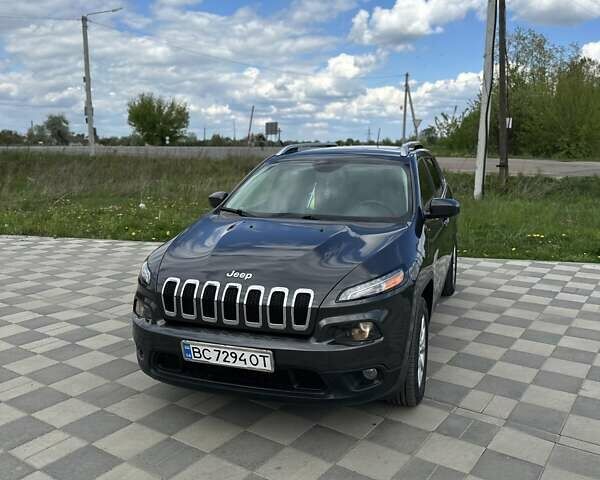 Сірий Джип Cherokee, об'ємом двигуна 2.36 л та пробігом 132 тис. км за 13500 $, фото 3 на Automoto.ua