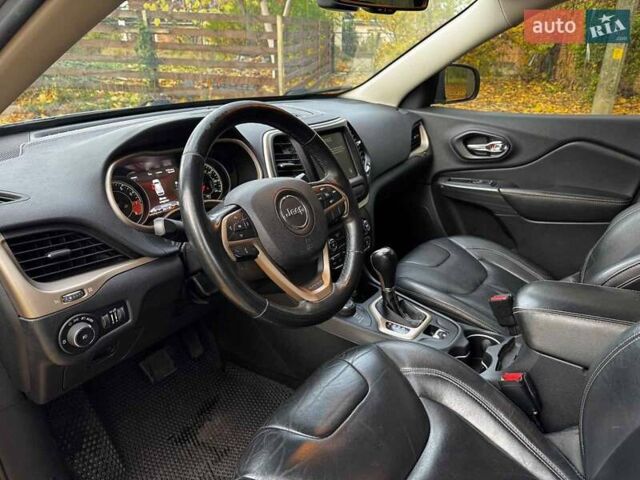 Сірий Джип Cherokee, об'ємом двигуна 3.2 л та пробігом 224 тис. км за 12290 $, фото 13 на Automoto.ua