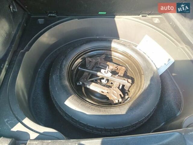 Сірий Джип Cherokee, об'ємом двигуна 2.36 л та пробігом 185 тис. км за 12999 $, фото 16 на Automoto.ua