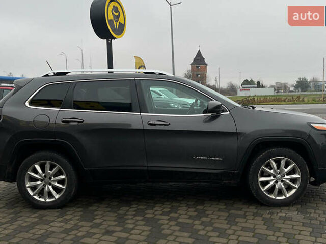 Серый Джип Чероки, объемом двигателя 3.24 л и пробегом 243 тыс. км за 12900 $, фото 7 на Automoto.ua