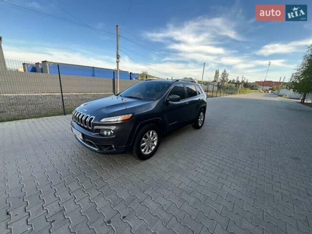 Серый Джип Чероки, объемом двигателя 2.36 л и пробегом 186 тыс. км за 15700 $, фото 69 на Automoto.ua