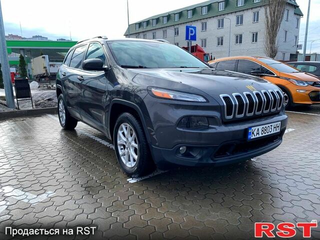 Сірий Джип Cherokee, об'ємом двигуна 3.2 л та пробігом 196 тис. км за 13400 $, фото 4 на Automoto.ua