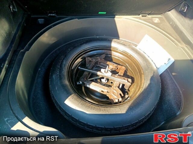 Сірий Джип Cherokee, об'ємом двигуна 2.4 л та пробігом 186 тис. км за 11999 $, фото 8 на Automoto.ua