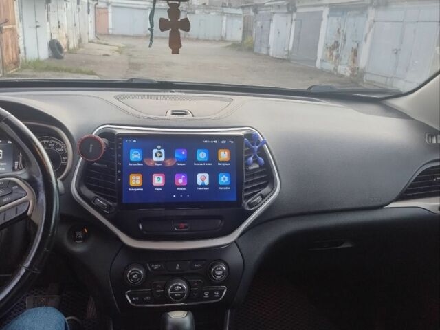 Сірий Джип Cherokee, об'ємом двигуна 2.4 л та пробігом 177 тис. км за 12400 $, фото 11 на Automoto.ua