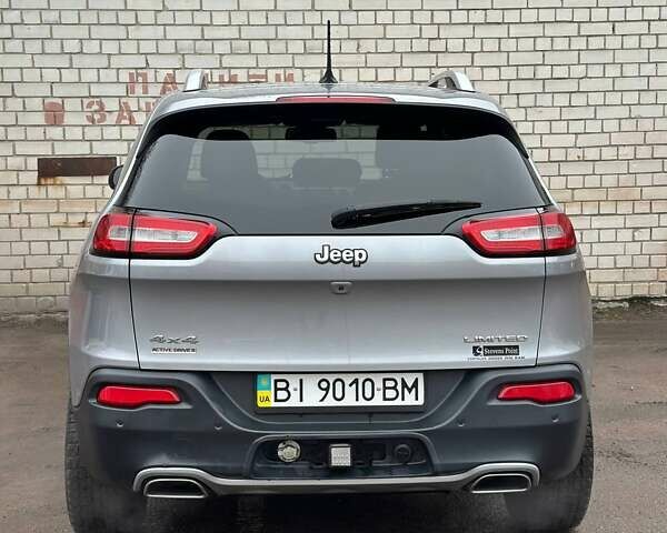 Серый Джип Чероки, объемом двигателя 3.24 л и пробегом 195 тыс. км за 14800 $, фото 5 на Automoto.ua