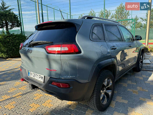 Сірий Джип Cherokee, об'ємом двигуна 3.24 л та пробігом 190 тис. км за 18000 $, фото 1 на Automoto.ua