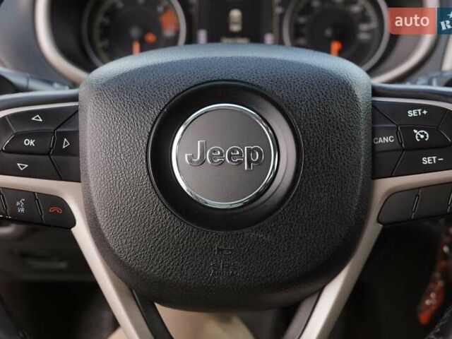 Сірий Джип Cherokee, об'ємом двигуна 2.36 л та пробігом 150 тис. км за 14500 $, фото 36 на Automoto.ua