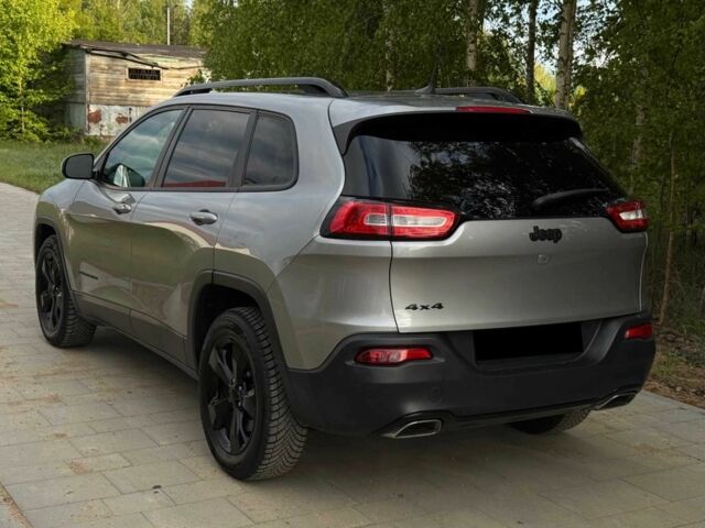 Сірий Джип Cherokee, об'ємом двигуна 3.2 л та пробігом 94 тис. км за 7000 $, фото 10 на Automoto.ua