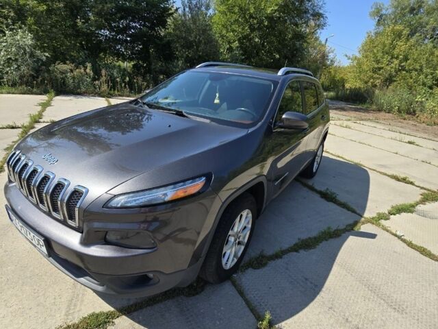 Сірий Джип Cherokee, об'ємом двигуна 3.2 л та пробігом 281 тис. км за 12500 $, фото 1 на Automoto.ua
