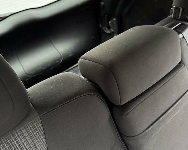 Серый Джип Чероки, объемом двигателя 3.24 л и пробегом 148 тыс. км за 17500 $, фото 10 на Automoto.ua