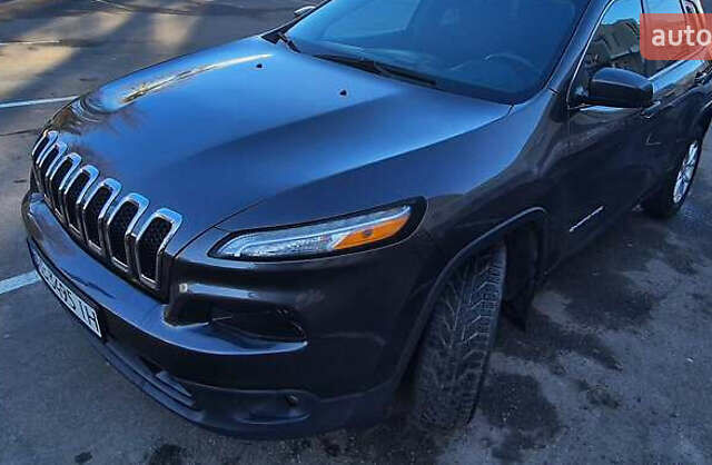 Сірий Джип Cherokee, об'ємом двигуна 2.36 л та пробігом 167 тис. км за 13000 $, фото 10 на Automoto.ua