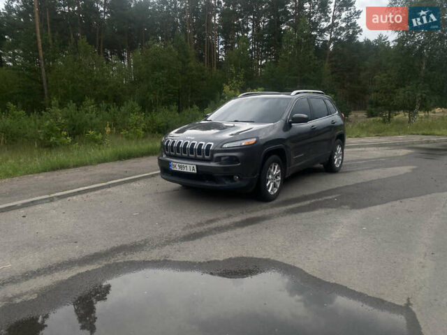 Сірий Джип Cherokee, об'ємом двигуна 2.36 л та пробігом 214 тис. км за 12600 $, фото 2 на Automoto.ua