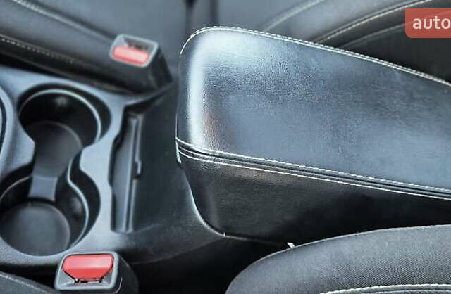 Сірий Джип Cherokee, об'ємом двигуна 2.36 л та пробігом 167 тис. км за 13000 $, фото 20 на Automoto.ua