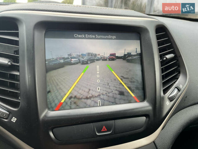 Сірий Джип Cherokee, об'ємом двигуна 2.4 л та пробігом 183 тис. км за 9950 $, фото 15 на Automoto.ua