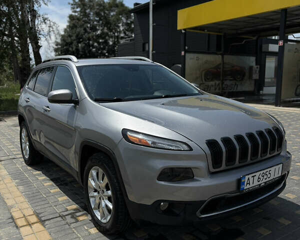 Серый Джип Чероки, объемом двигателя 2.36 л и пробегом 143 тыс. км за 14999 $, фото 4 на Automoto.ua