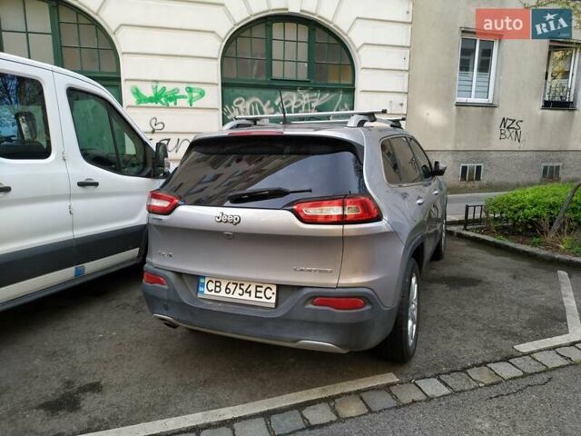 Сірий Джип Cherokee, об'ємом двигуна 2.4 л та пробігом 89 тис. км за 16000 $, фото 21 на Automoto.ua