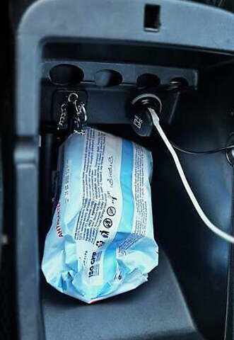 Сірий Джип Cherokee, об'ємом двигуна 2.36 л та пробігом 167 тис. км за 13000 $, фото 21 на Automoto.ua