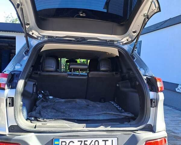 Серый Джип Чероки, объемом двигателя 2.36 л и пробегом 150 тыс. км за 12900 $, фото 7 на Automoto.ua