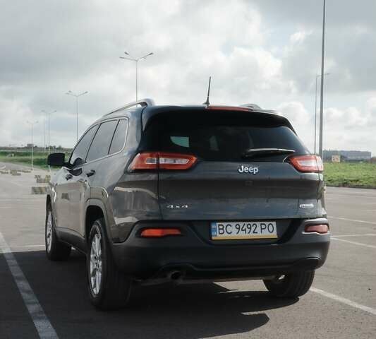 Сірий Джип Cherokee, об'ємом двигуна 2.36 л та пробігом 150 тис. км за 14500 $, фото 16 на Automoto.ua