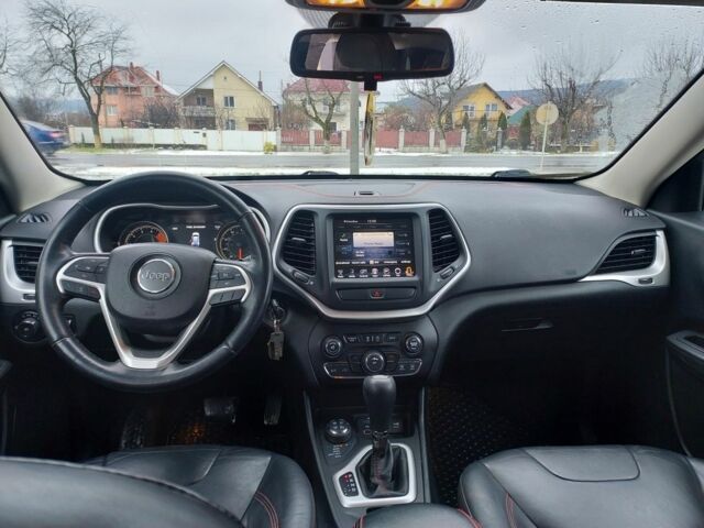 Сірий Джип Cherokee, об'ємом двигуна 3.2 л та пробігом 127 тис. км за 20000 $, фото 18 на Automoto.ua