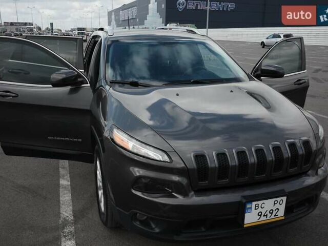 Сірий Джип Cherokee, об'ємом двигуна 2.36 л та пробігом 150 тис. км за 14500 $, фото 5 на Automoto.ua