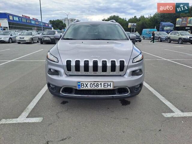 Сірий Джип Cherokee, об'ємом двигуна 2.36 л та пробігом 148 тис. км за 14300 $, фото 6 на Automoto.ua