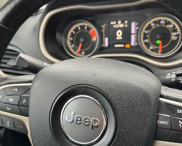 Серый Джип Чероки, объемом двигателя 3.24 л и пробегом 148 тыс. км за 17500 $, фото 19 на Automoto.ua