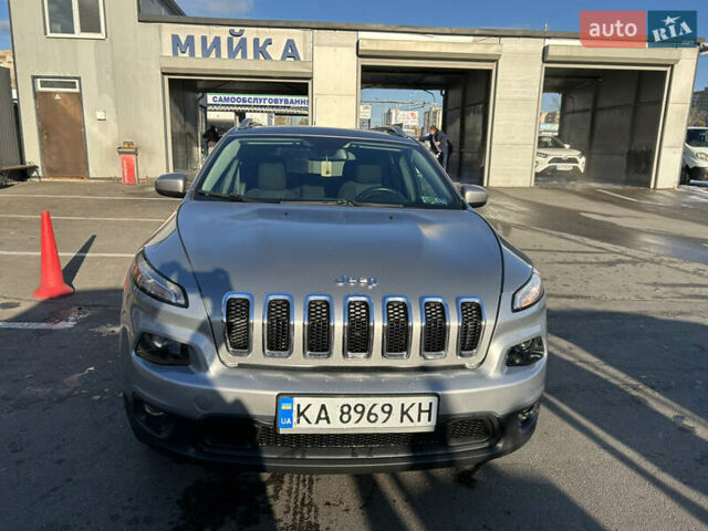Сірий Джип Cherokee, об'ємом двигуна 2.36 л та пробігом 92 тис. км за 15900 $, фото 3 на Automoto.ua