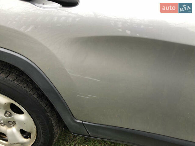 Сірий Джип Cherokee, об'ємом двигуна 2.36 л та пробігом 197 тис. км за 10600 $, фото 7 на Automoto.ua