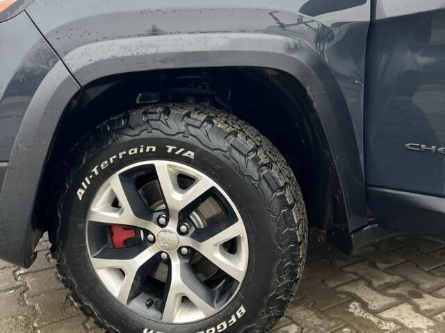 Серый Джип Чероки, объемом двигателя 2.4 л и пробегом 220 тыс. км за 15200 $, фото 8 на Automoto.ua