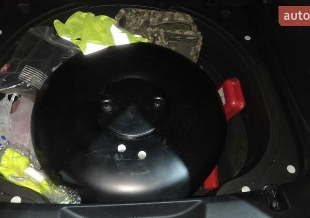 Серый Джип Чероки, объемом двигателя 3.24 л и пробегом 102 тыс. км за 15500 $, фото 20 на Automoto.ua