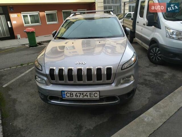 Сірий Джип Cherokee, об'ємом двигуна 2.4 л та пробігом 89 тис. км за 16000 $, фото 6 на Automoto.ua