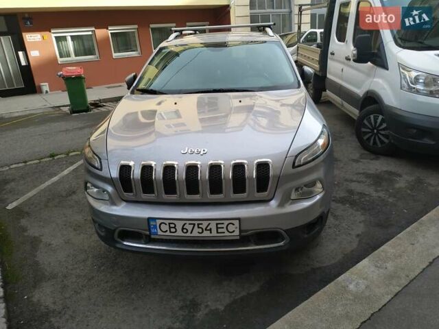 Сірий Джип Cherokee, об'ємом двигуна 2.4 л та пробігом 89 тис. км за 18400 $, фото 6 на Automoto.ua