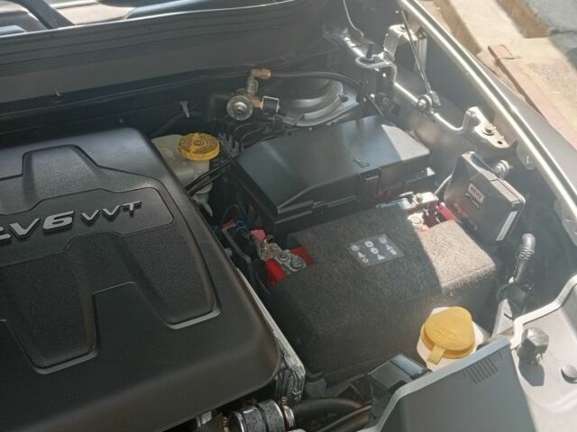 Джип Чероки 2016 в Киеве на Automoto.ua Серый Джип Чероки, объемом двигателя 3.2 л и пробегом 135 тыс. км за 15000 $, фото 3 на Automoto.ua