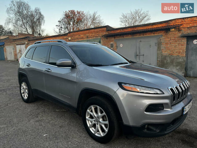 Серый Джип Чероки, объемом двигателя 2.4 л и пробегом 154 тыс. км за 14200 $, фото 2 на Automoto.ua