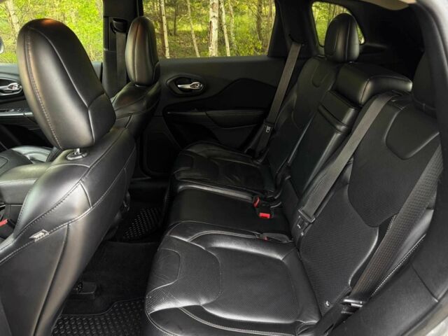 Сірий Джип Cherokee, об'ємом двигуна 3.2 л та пробігом 94 тис. км за 7000 $, фото 16 на Automoto.ua
