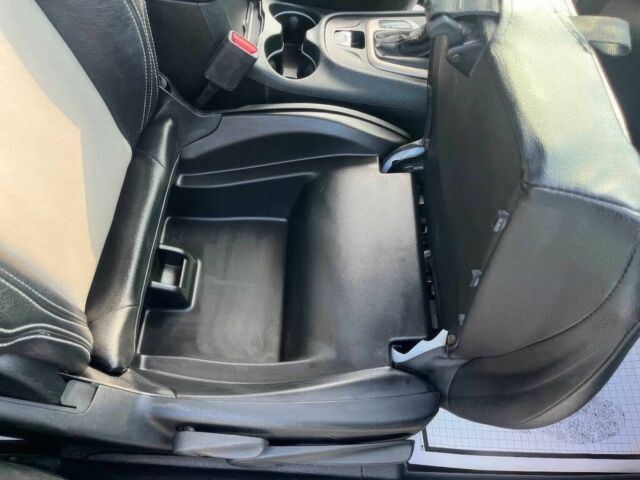 Серый Джип Чероки, объемом двигателя 2.4 л и пробегом 73 тыс. км за 5600 $, фото 12 на Automoto.ua