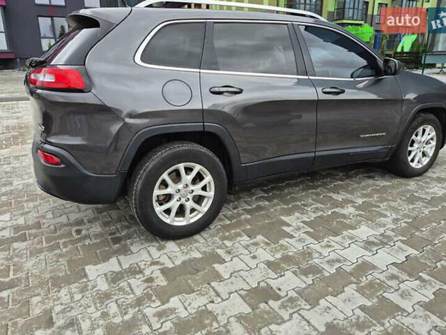 Серый Джип Чероки, объемом двигателя 2.36 л и пробегом 128 тыс. км за 17400 $, фото 12 на Automoto.ua