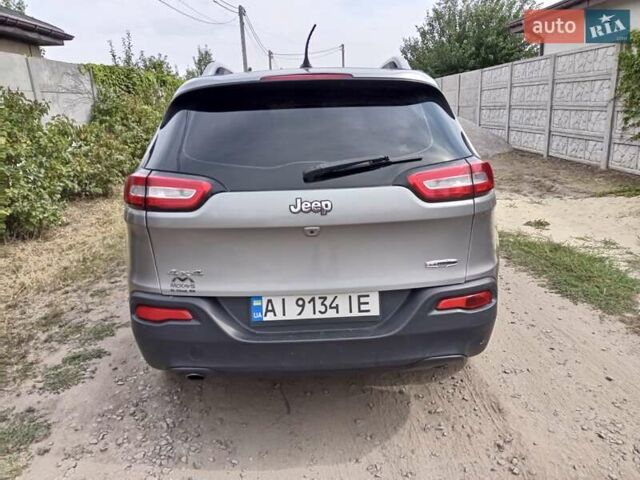 Серый Джип Чероки, объемом двигателя 2.36 л и пробегом 154 тыс. км за 13000 $, фото 29 на Automoto.ua