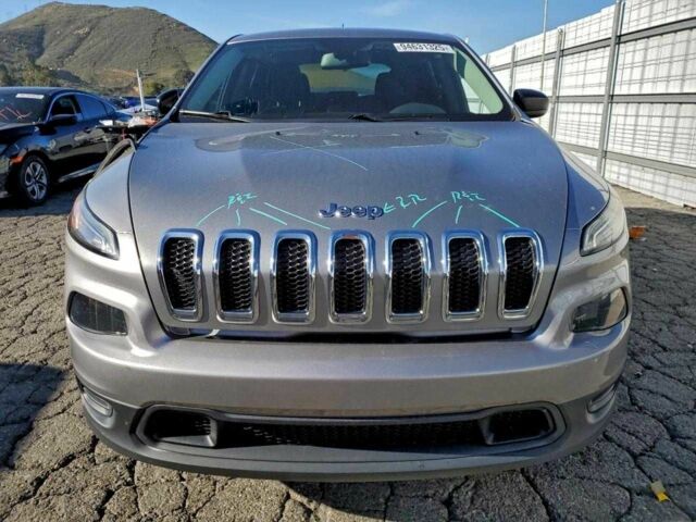 Серый Джип Чероки, объемом двигателя 0 л и пробегом 160 тыс. км за 2000 $, фото 4 на Automoto.ua