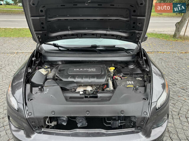 Сірий Джип Cherokee, об'ємом двигуна 2.36 л та пробігом 129 тис. км за 13000 $, фото 20 на Automoto.ua