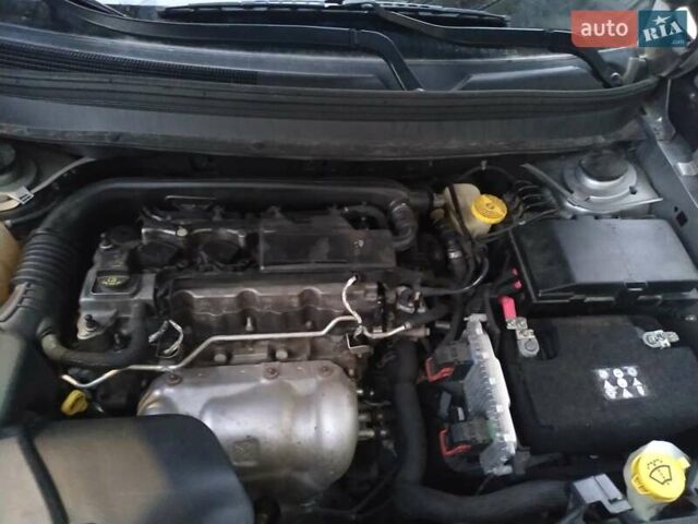 Сірий Джип Cherokee, об'ємом двигуна 2.4 л та пробігом 89 тис. км за 16000 $, фото 16 на Automoto.ua
