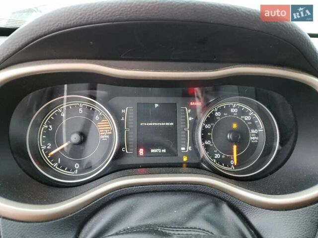 Серый Джип Чероки, объемом двигателя 2.36 л и пробегом 150 тыс. км за 9200 $, фото 7 на Automoto.ua
