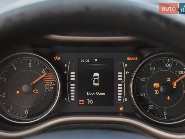 Сірий Джип Cherokee, об'ємом двигуна 2.36 л та пробігом 150 тис. км за 14500 $, фото 35 на Automoto.ua